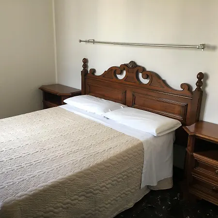 Hotel Etrusca *